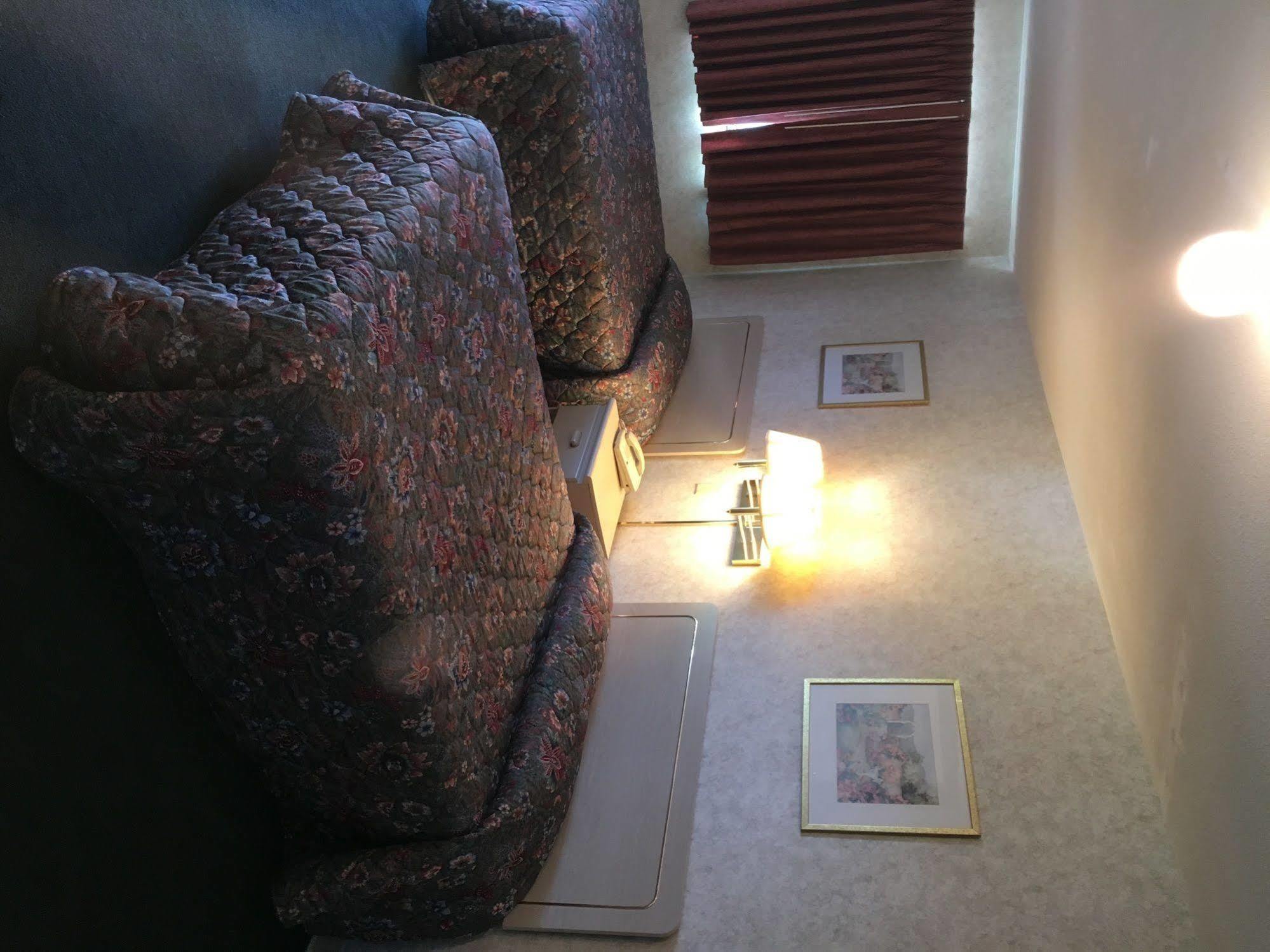 The Springwater Inn Итака Екстериор снимка